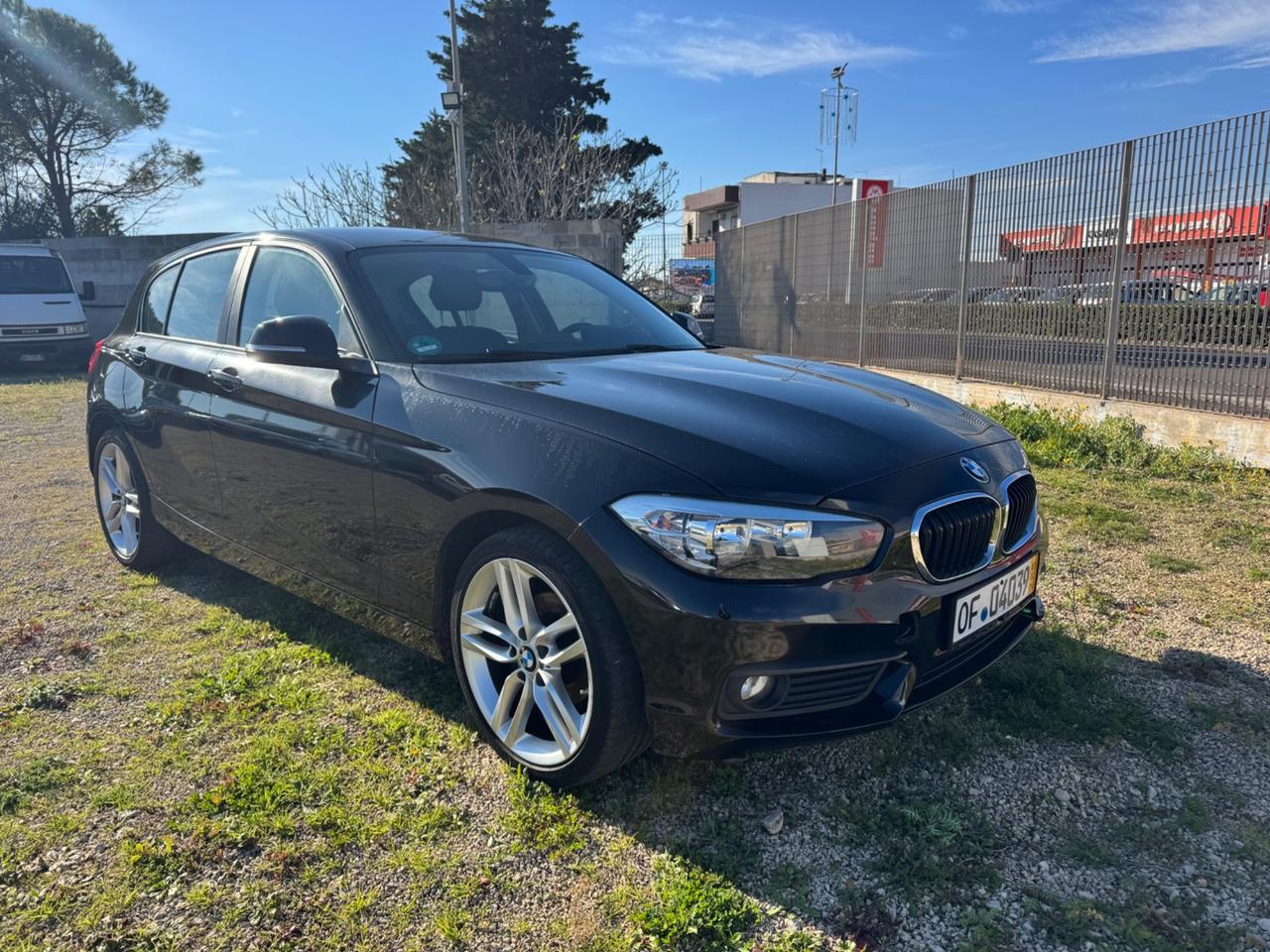 Bmw 116 - 1.6 benz - 2015