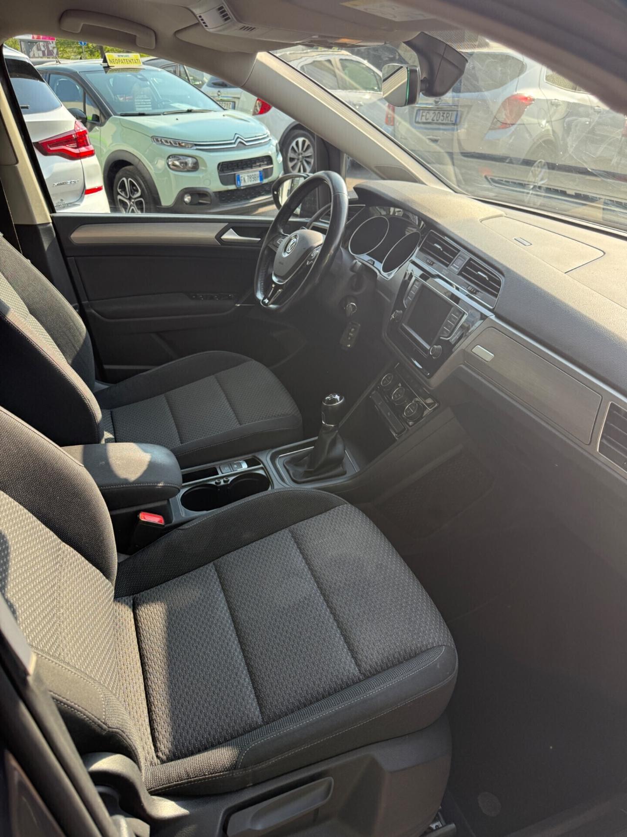 VOLKSWAGEN TOURAN 1.6 TDI SCR Executive 7 Posti