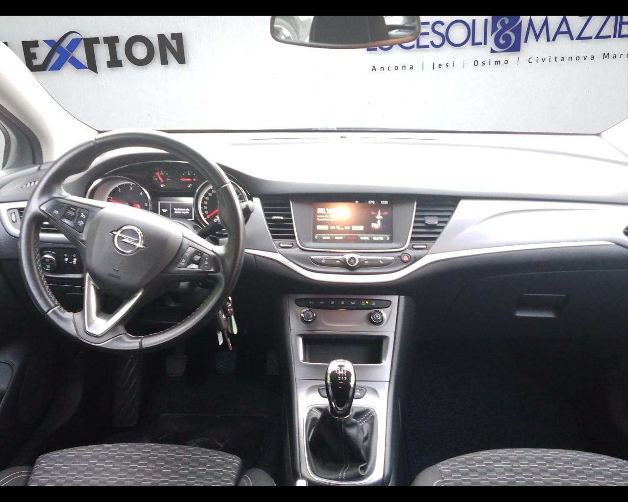 OPEL Astra 1.6 CDTi 110CV S. Tourer Innovetion