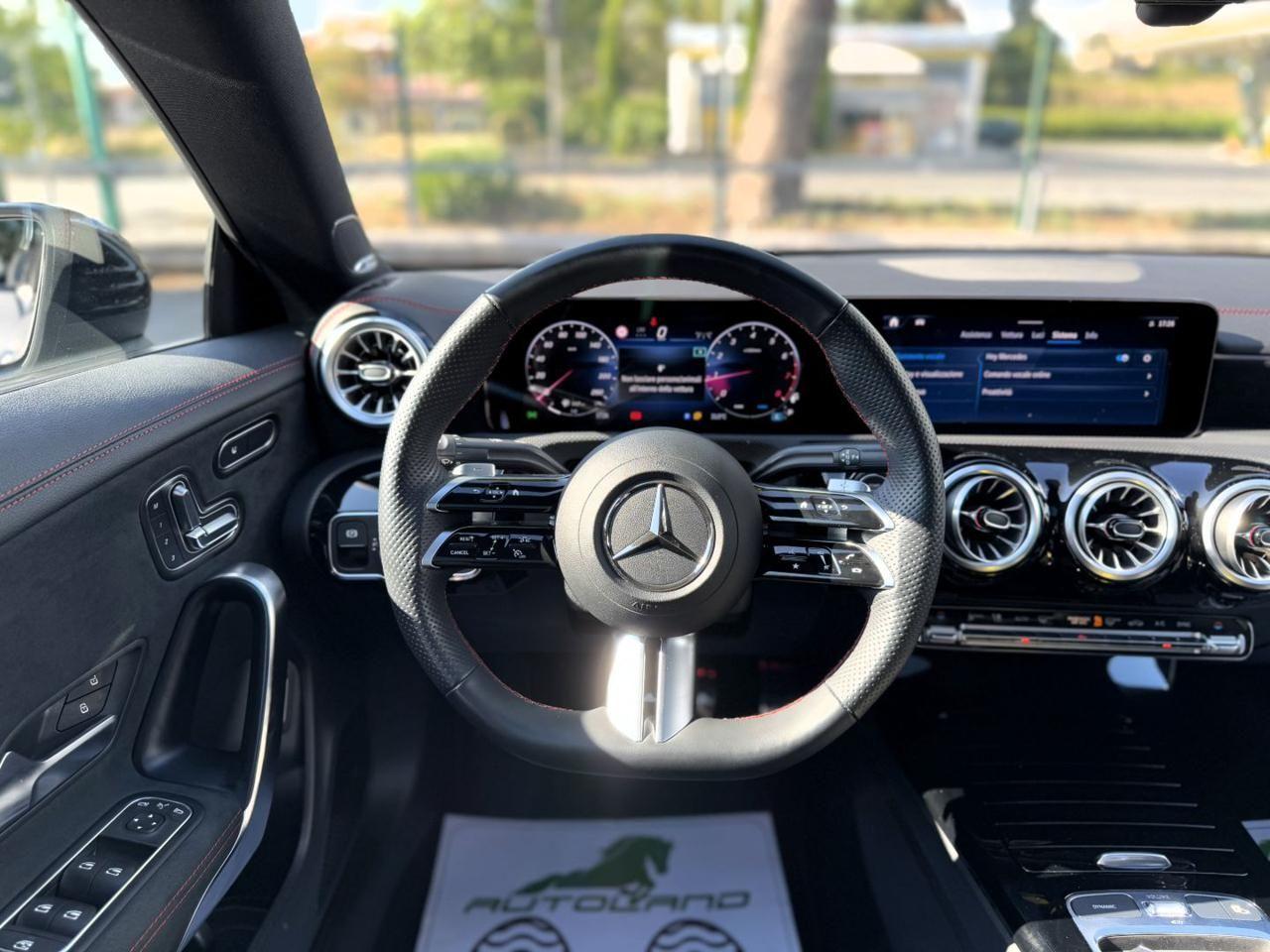 MERCEDES-BENZ CLA 200 Automatic AMG Line Premium 163CV Burmester®