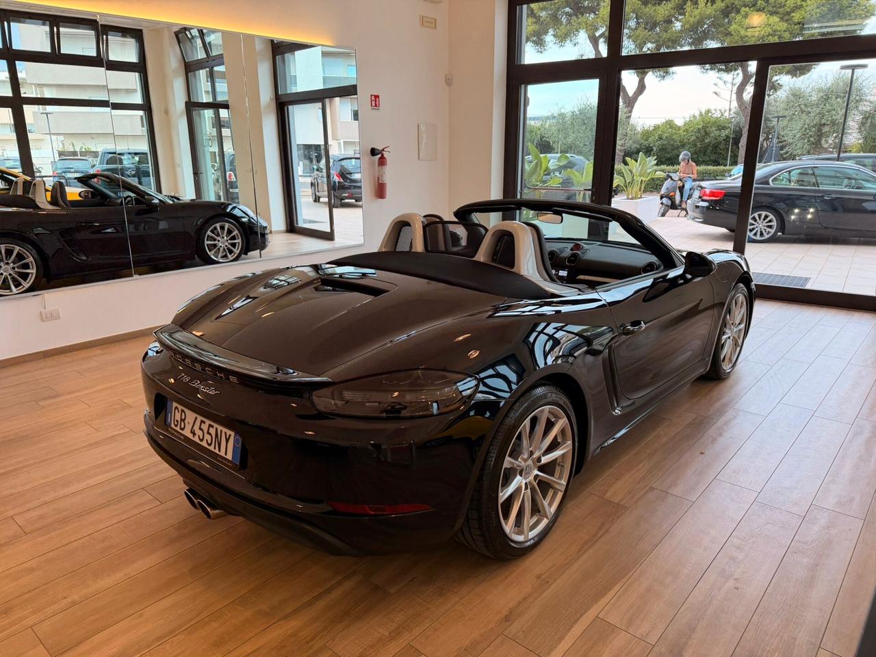 Porsche 718 Spyder Boxster 2.0