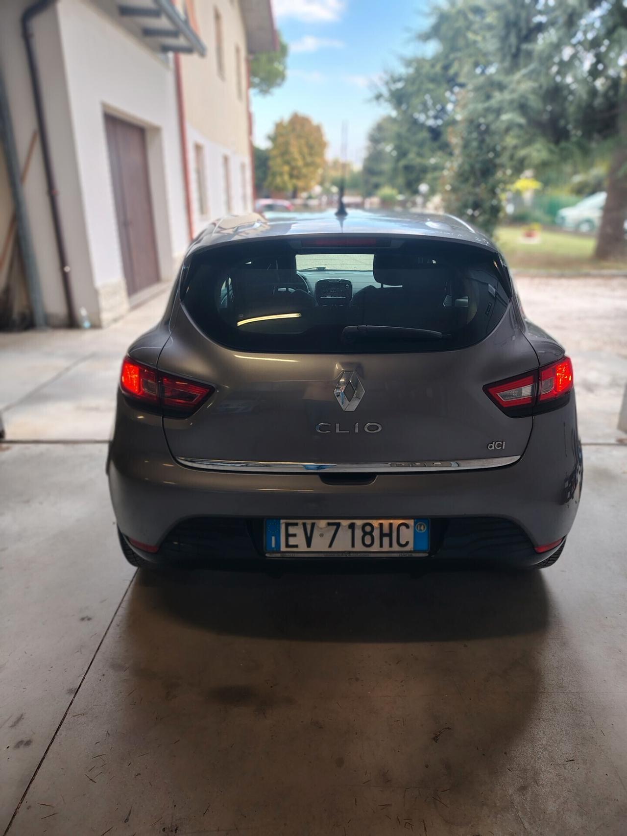 Renault Clio 1.5 dCi 8V 75CV 5 porte Costume National