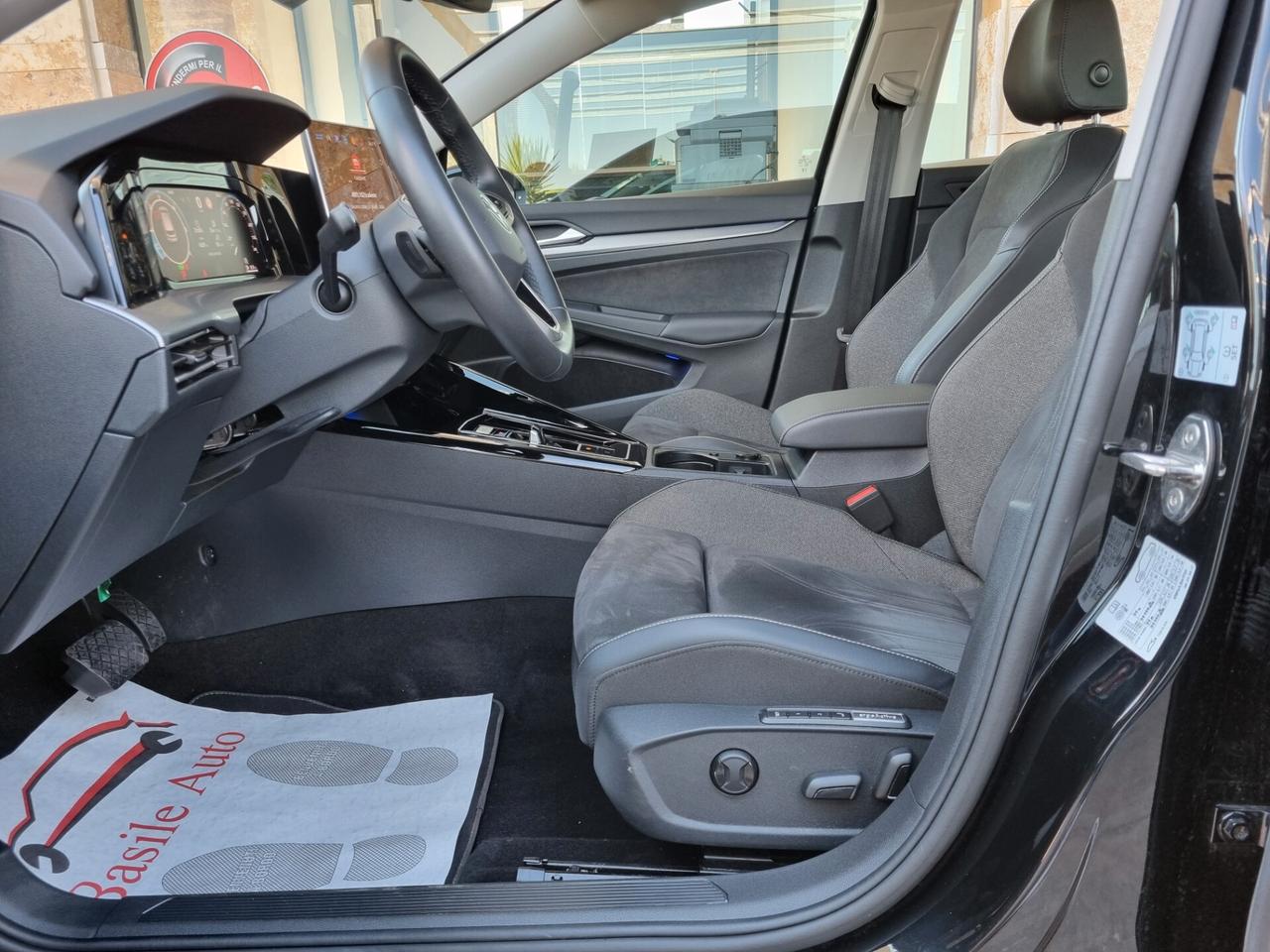 Volkswagen Golf VIII 2.0 tdi Style 150cv dsg
