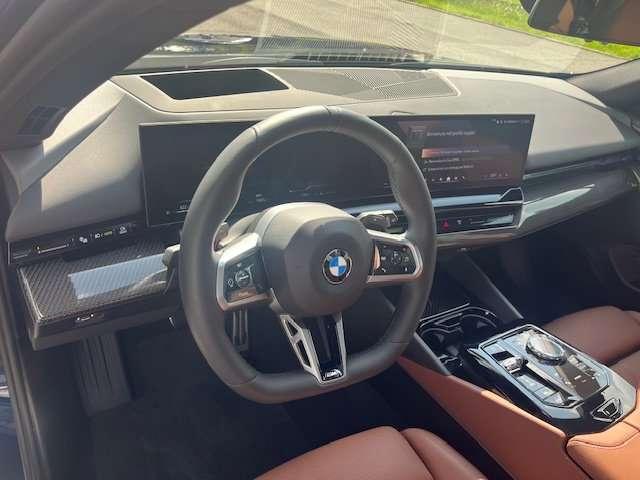 BMW 520 d Touring 48V xdrive MSport INDIVIDUAL 105.060€