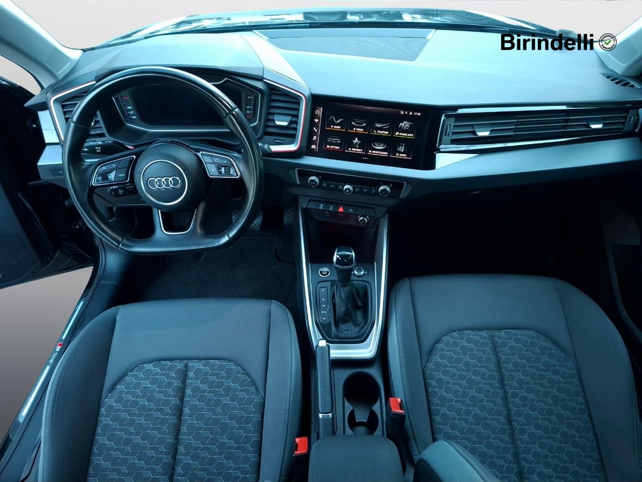 AUDI A1 2ª serie - A1 SPB 30 TFSI S tronic S line edition