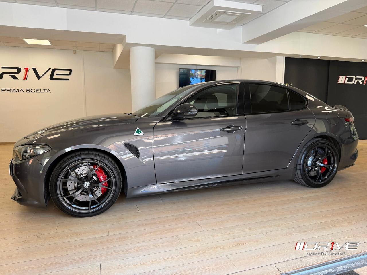 ALFA ROMEO Giulia (2016) Giulia 2.9 V6 Bi-Turbo...