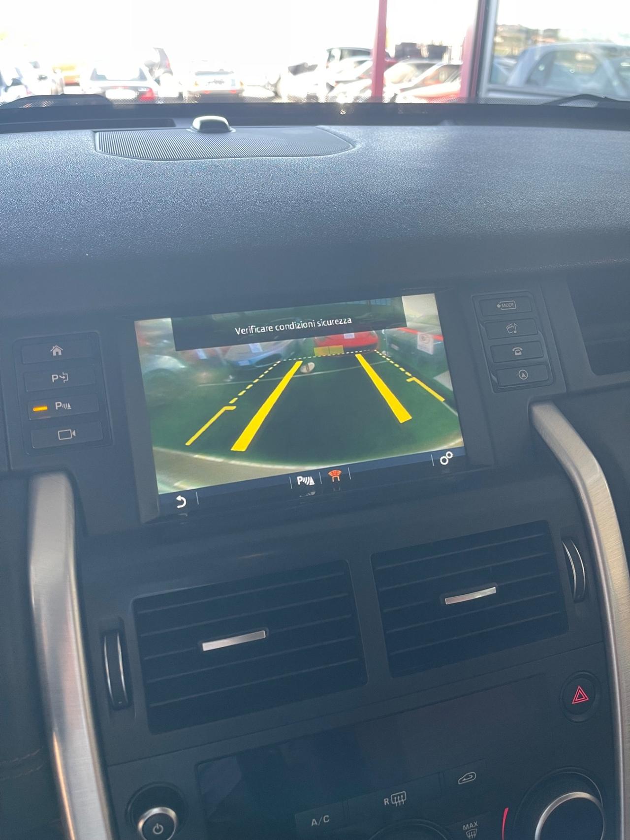 Land Rover Discovery Sport HSE Luxury 7 Posti PERMUTE RATE