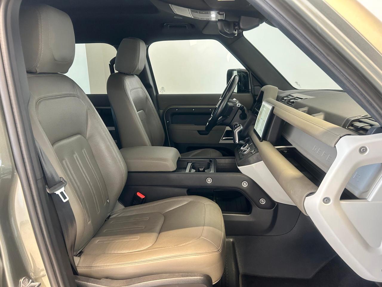 Land Rover Defender 110 3.0D I6 200 CV AWD Auto SE AUTOCARRO N1