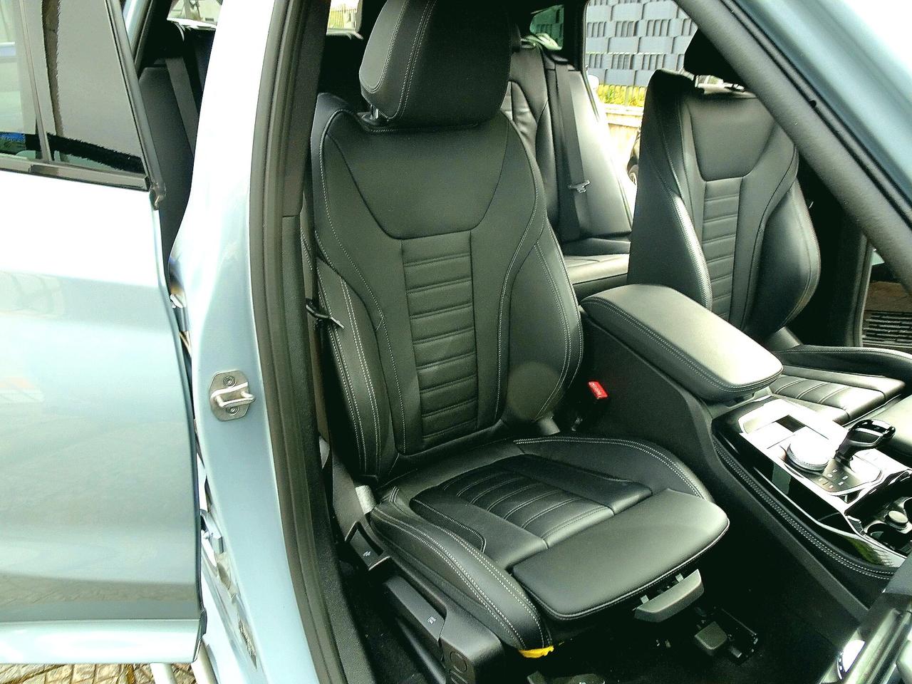 BMW X4 M Sport X Drive20d Hybrid