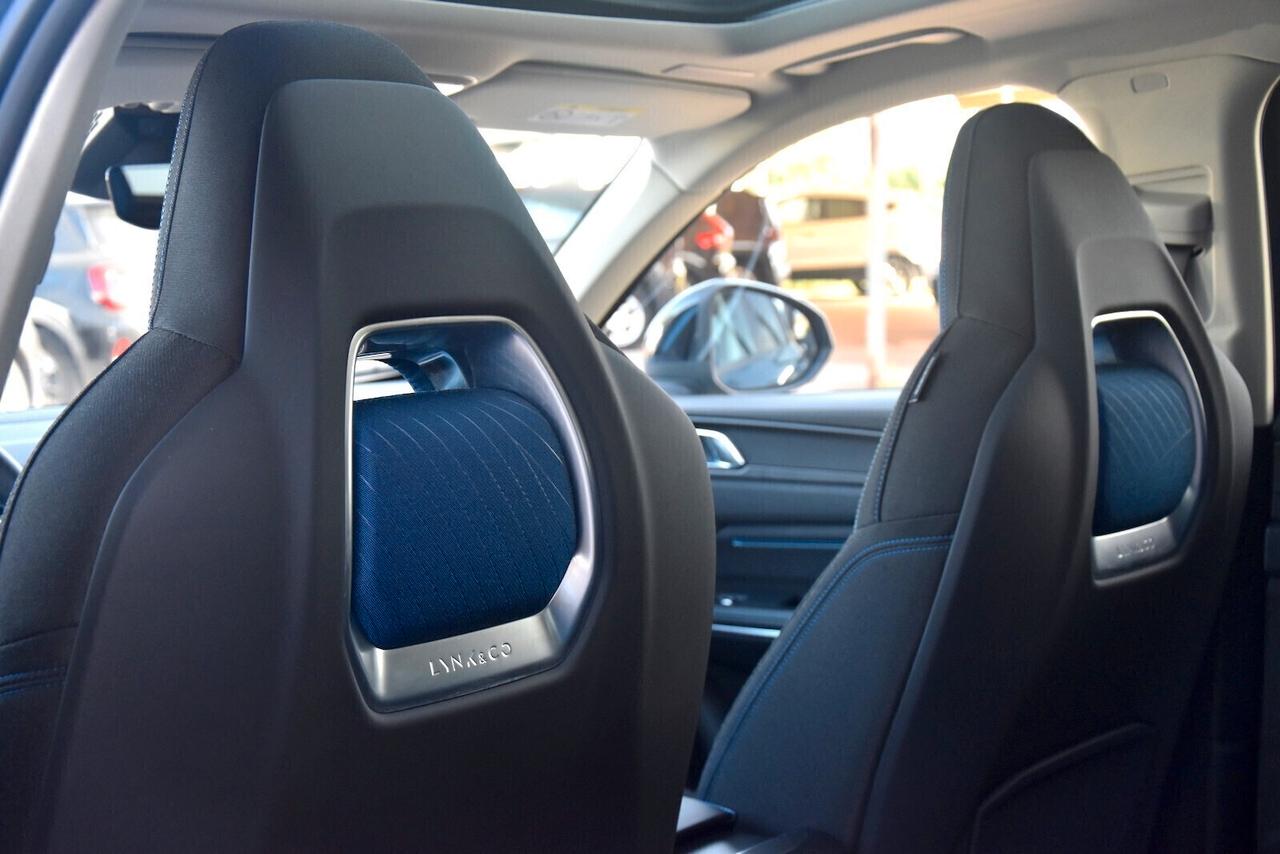 Lynk&co 01 PHEV Auto