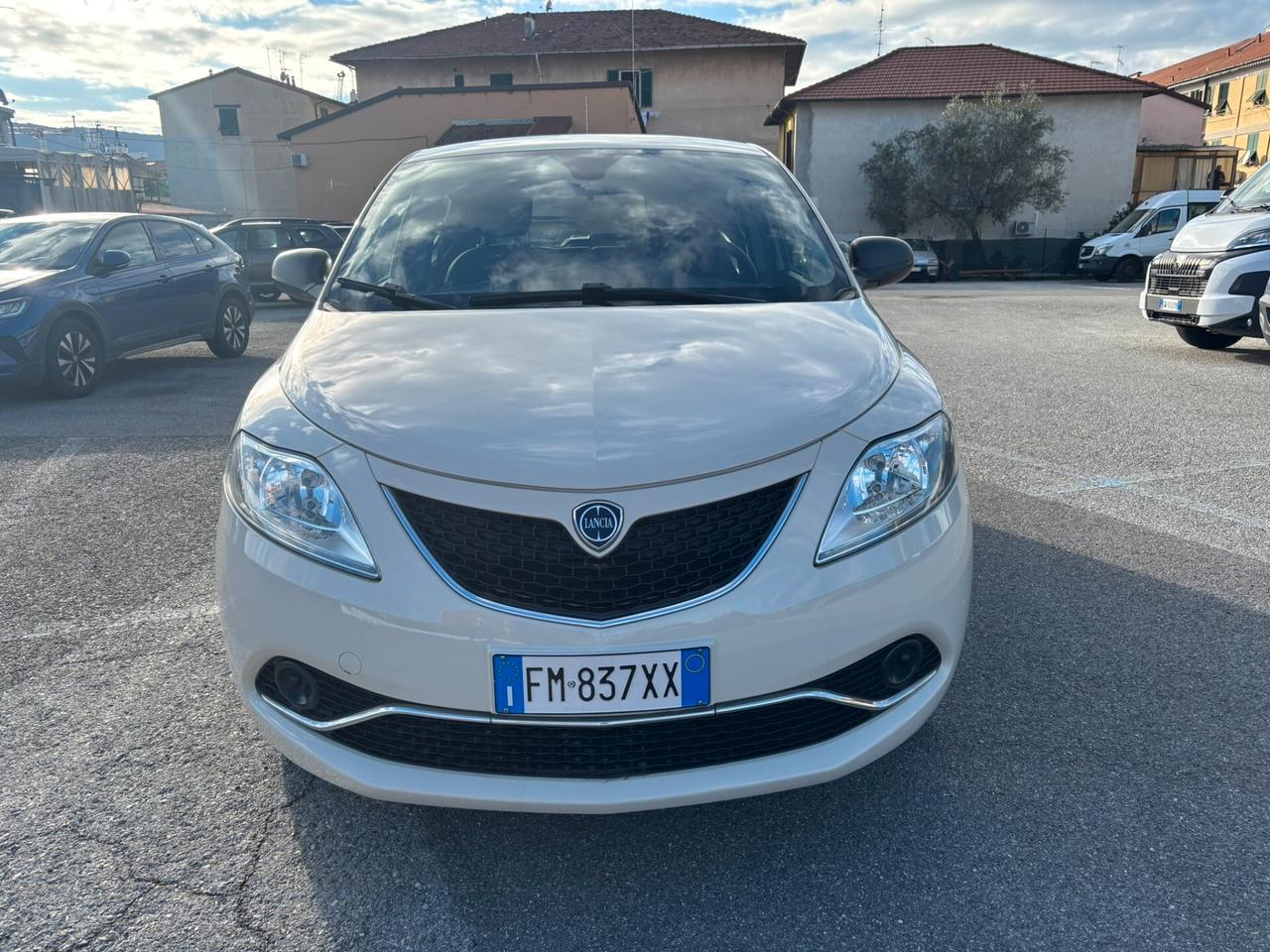 Lancia Ypsilon 1.2 69 CV 5 porte