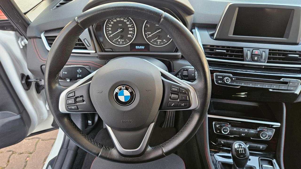 BMW 218 d Active Tourer Sport 64.000 KM!!!!