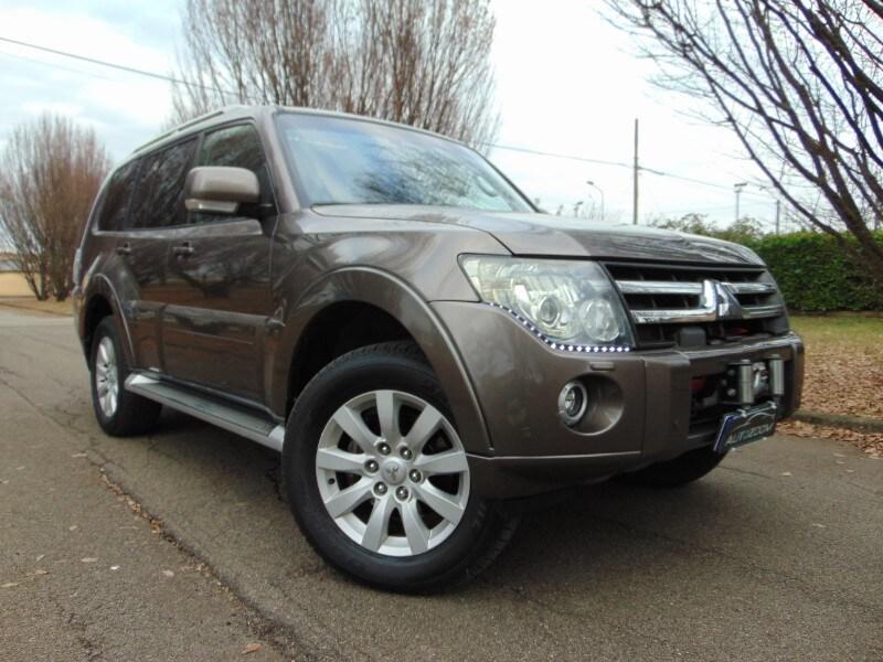 MITSUBISHI Pajero (2006-2009) Pajero 3.2 DI-D 1...