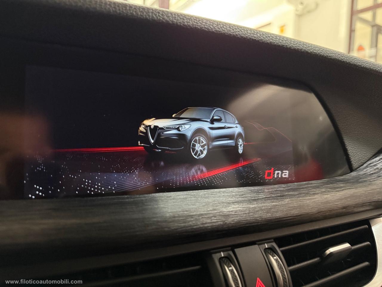 ALFA ROMEO Stelvio 2.2 T.diesel 160CV AT8 RWD Bus. PELLE - CARPLAY FULL