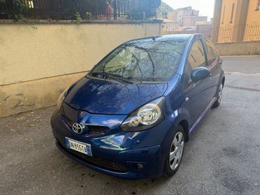Toyota Aygo 1.0 12V VVT-i 5 porte Sound