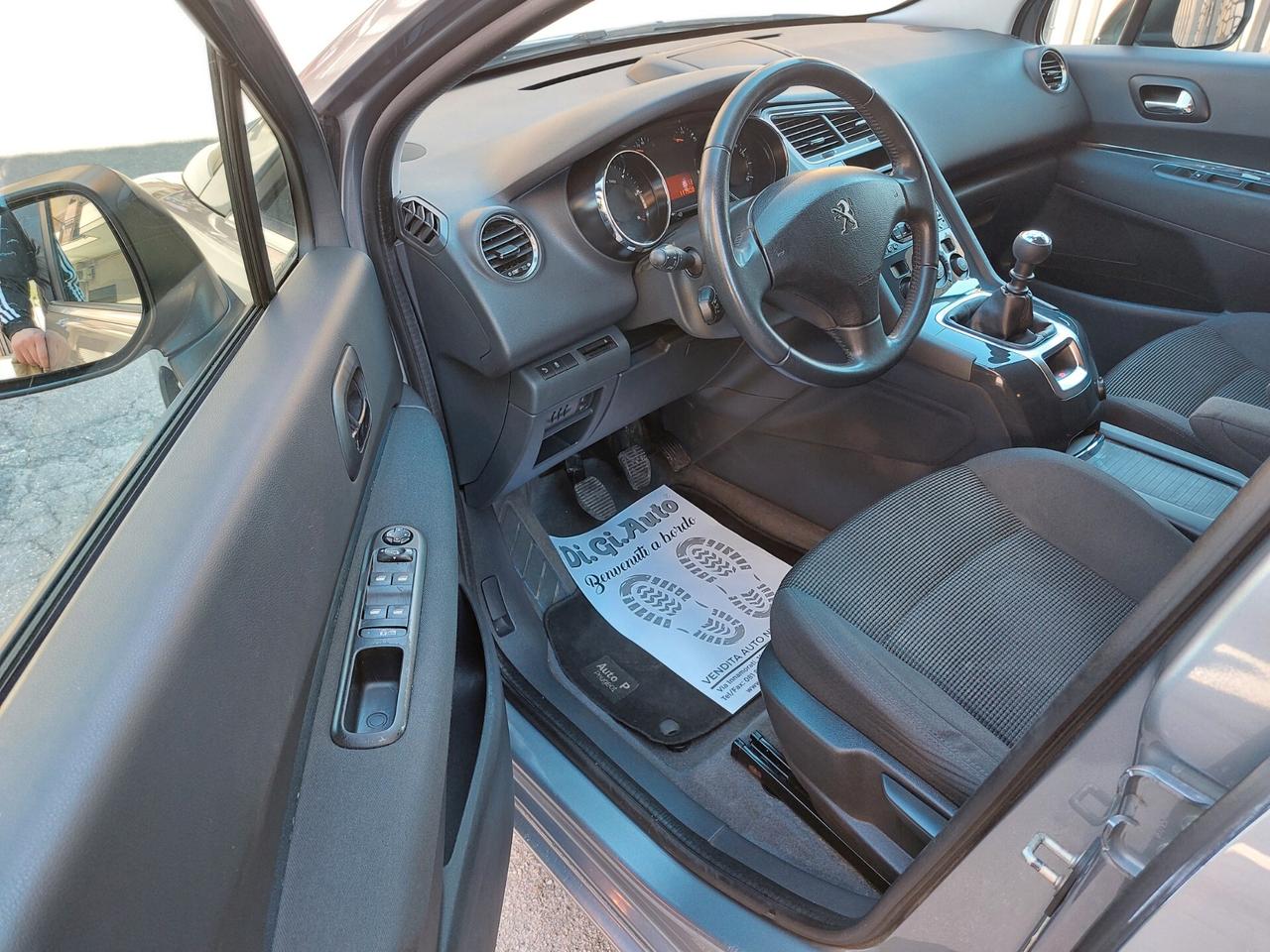 Peugeot 5008 1.6 HDi 115CV Allure 85Kw