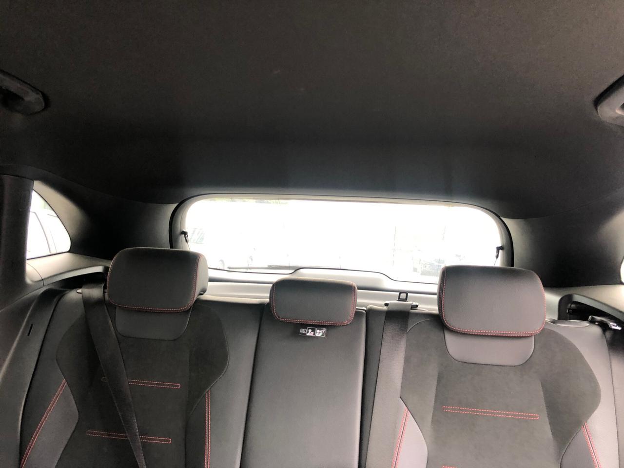 Mercedes-benz GLA 200 Automatic 4Matic Premium