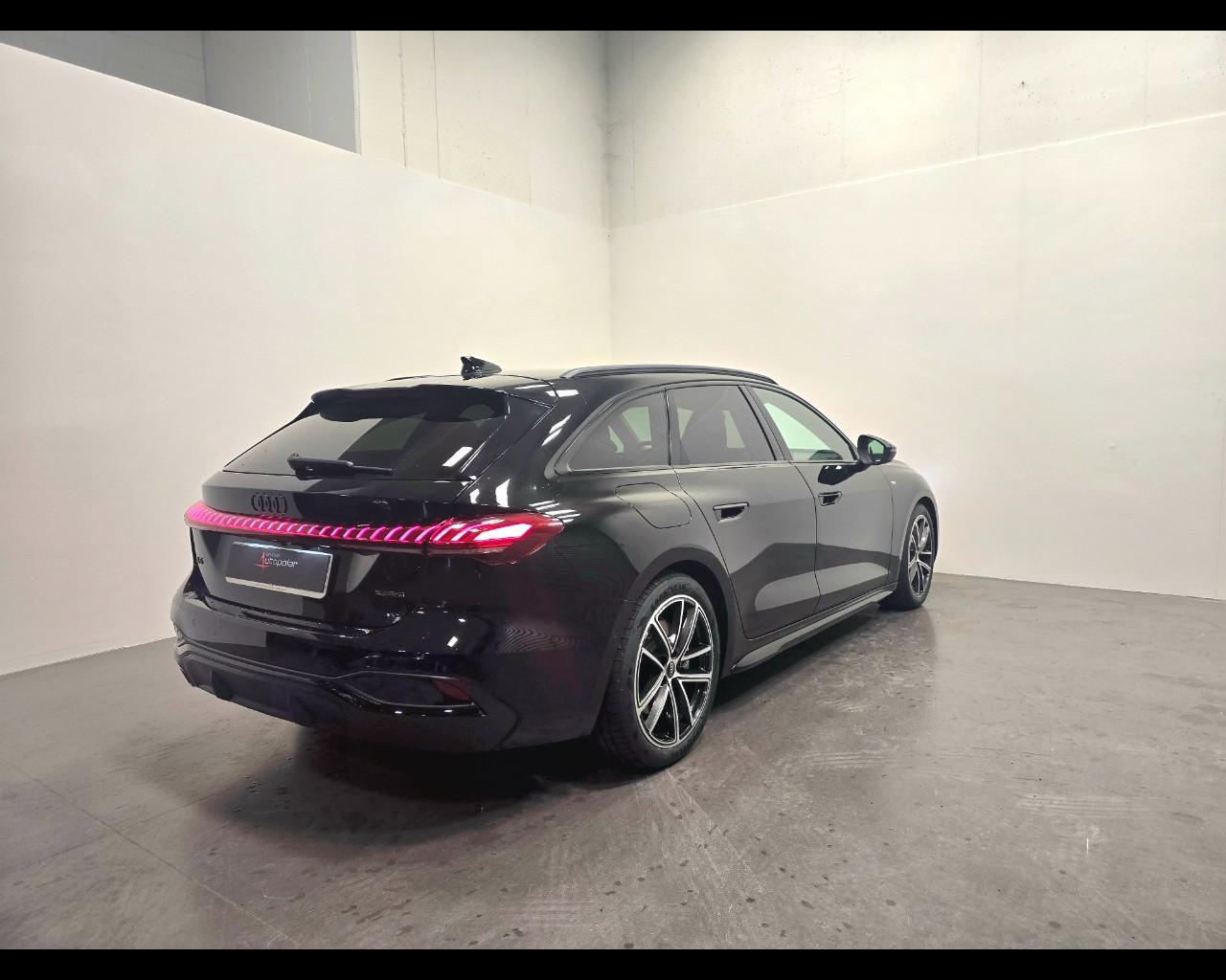 AUDI A5 AVANT 2.0 TDI MHEV+ S-TRONIC QUATTRO S-LINE EDITION