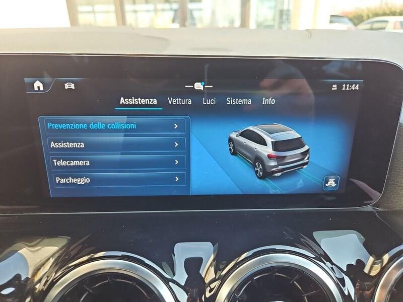 Mercedes-Benz GLA GLA 180 d Progressive Advanced