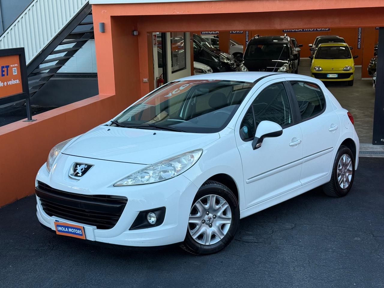 Peugeot 207 Plus 1.4 8V 75CV 5p. ECO GPL
