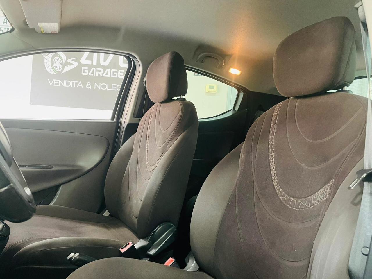 Lancia Ypsilon 1.3 MJT 16V 95 CV 5 porte S&S Gold