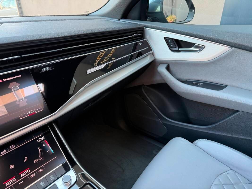 Audi Q8 Q8 50 3.0 tdi Sport quattro tiptronic