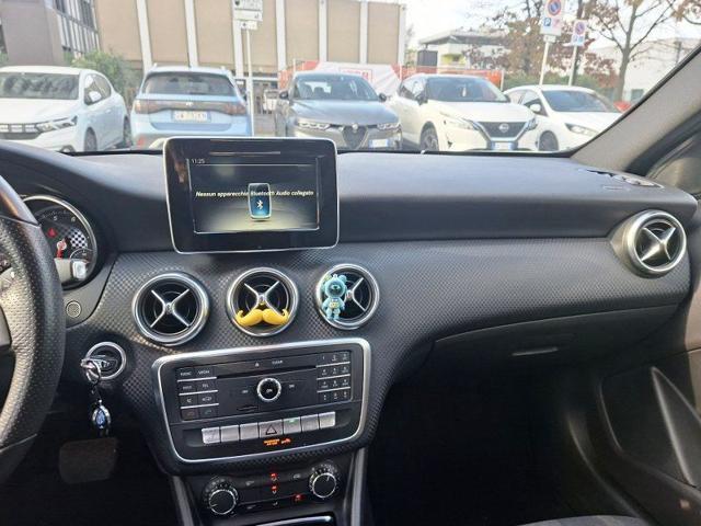 MERCEDES-BENZ A 180 Sport