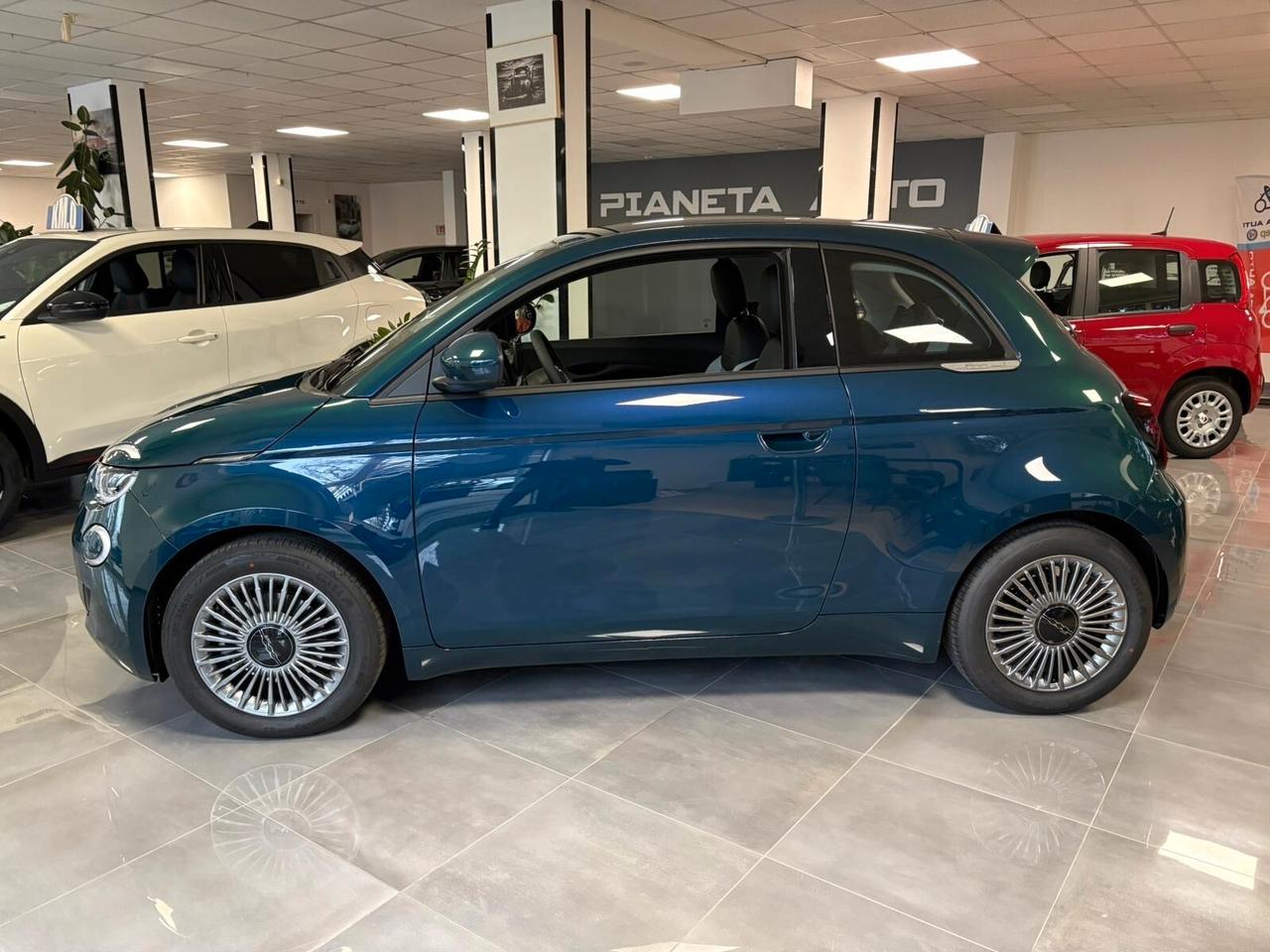 Fiat 500 Berlina Hybrid Torino