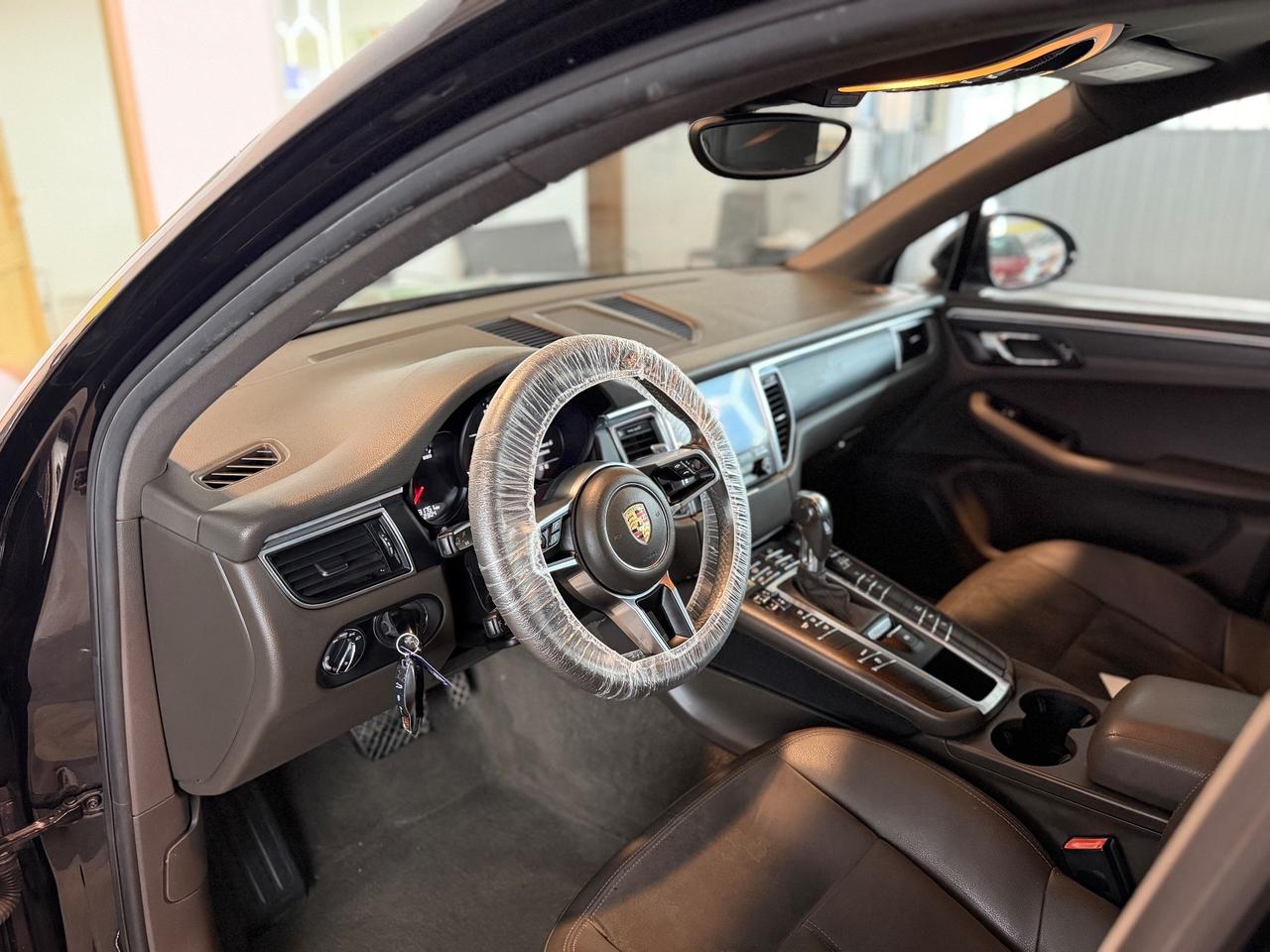 Porsche Macan 2.0 Benz 252CV Platnium 2017