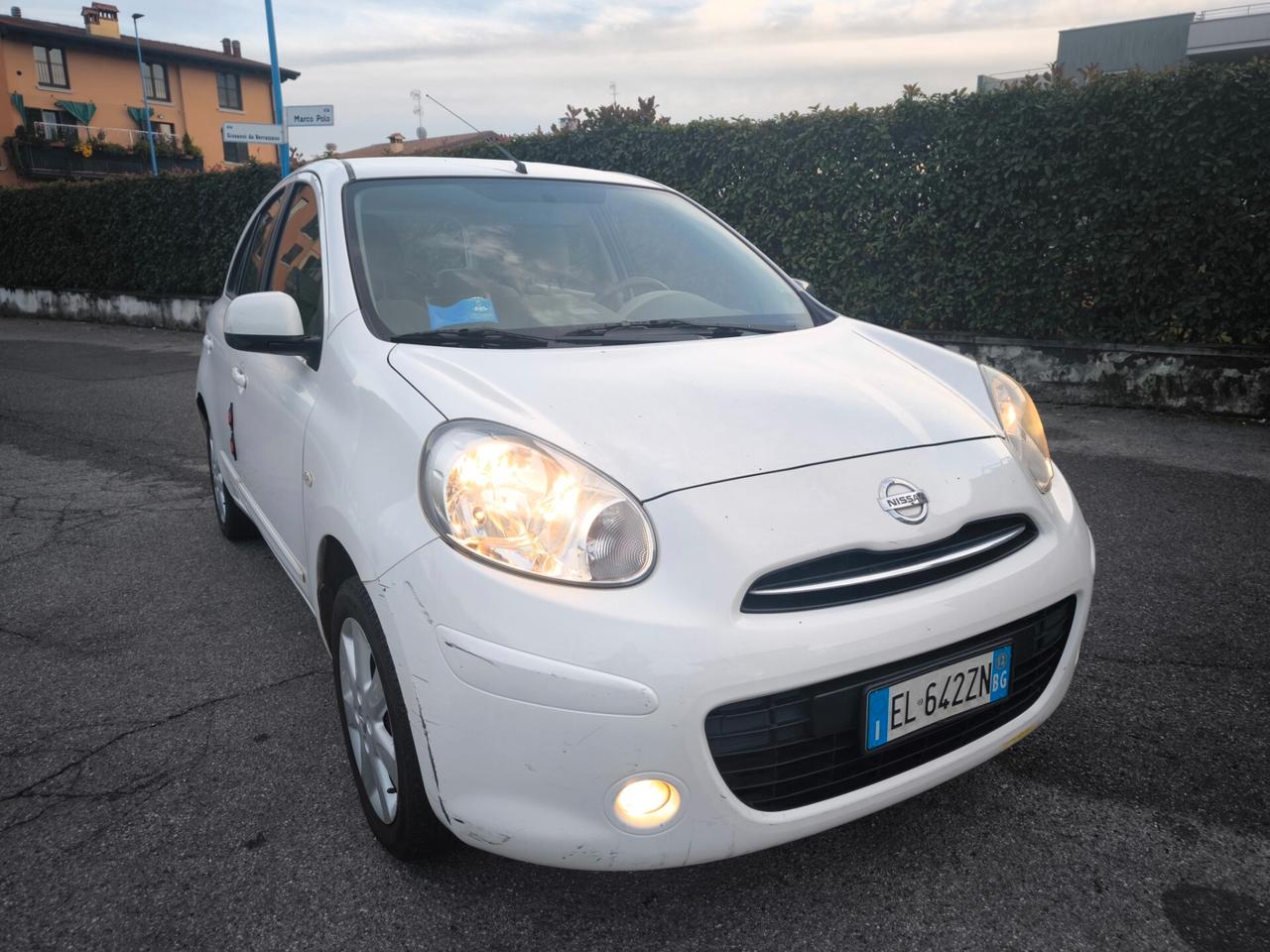 NISSAN MICRA 1,2 BENZ- CAMBIO AUTOMATICO-KM 78000-