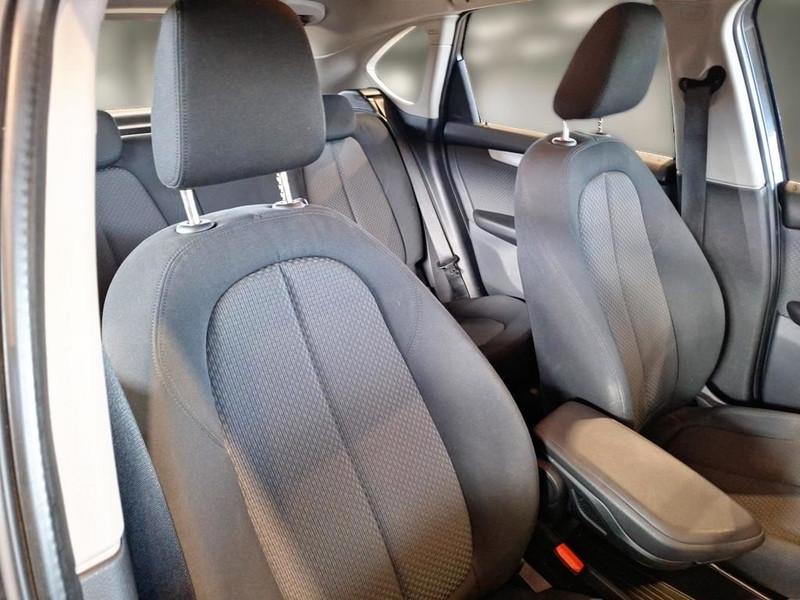 BMW 216 ACTIVE TOURER Business Autom.
