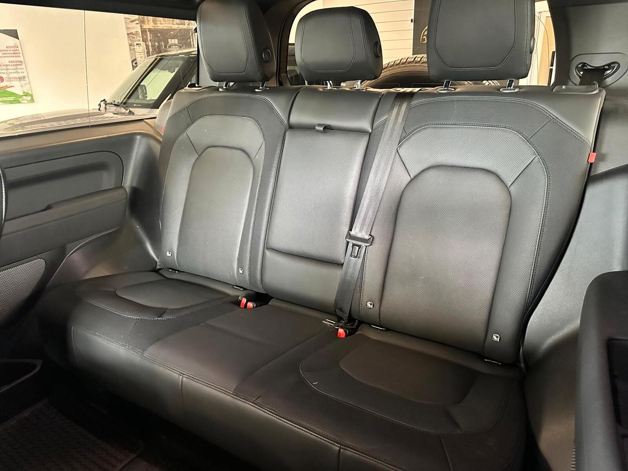 Land Rover Defender 90 3.0D I6 200 CV AWD Auto X-Dynamic HSE