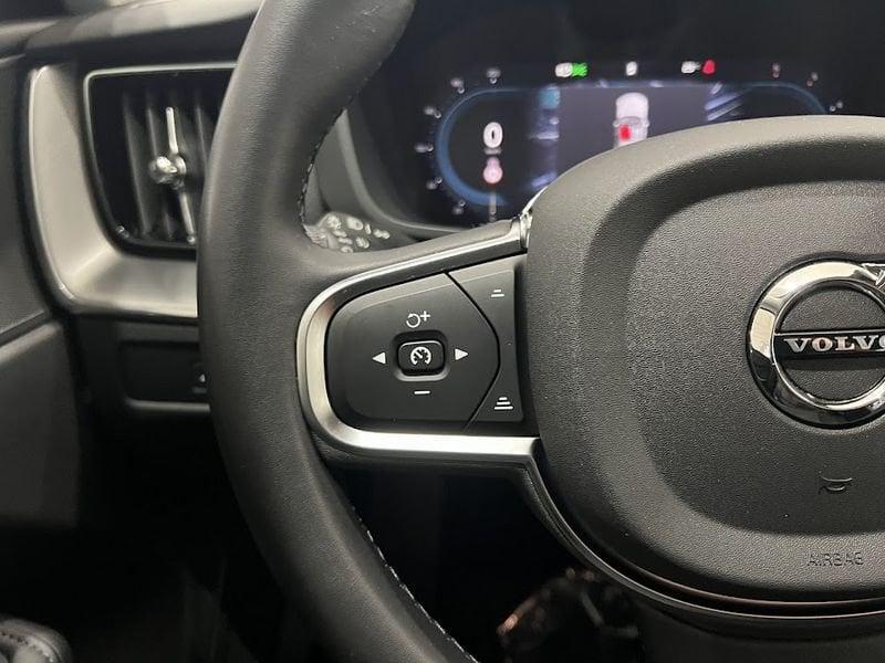 Volvo XC60 XC60 B4 (d) AWD automatico Core