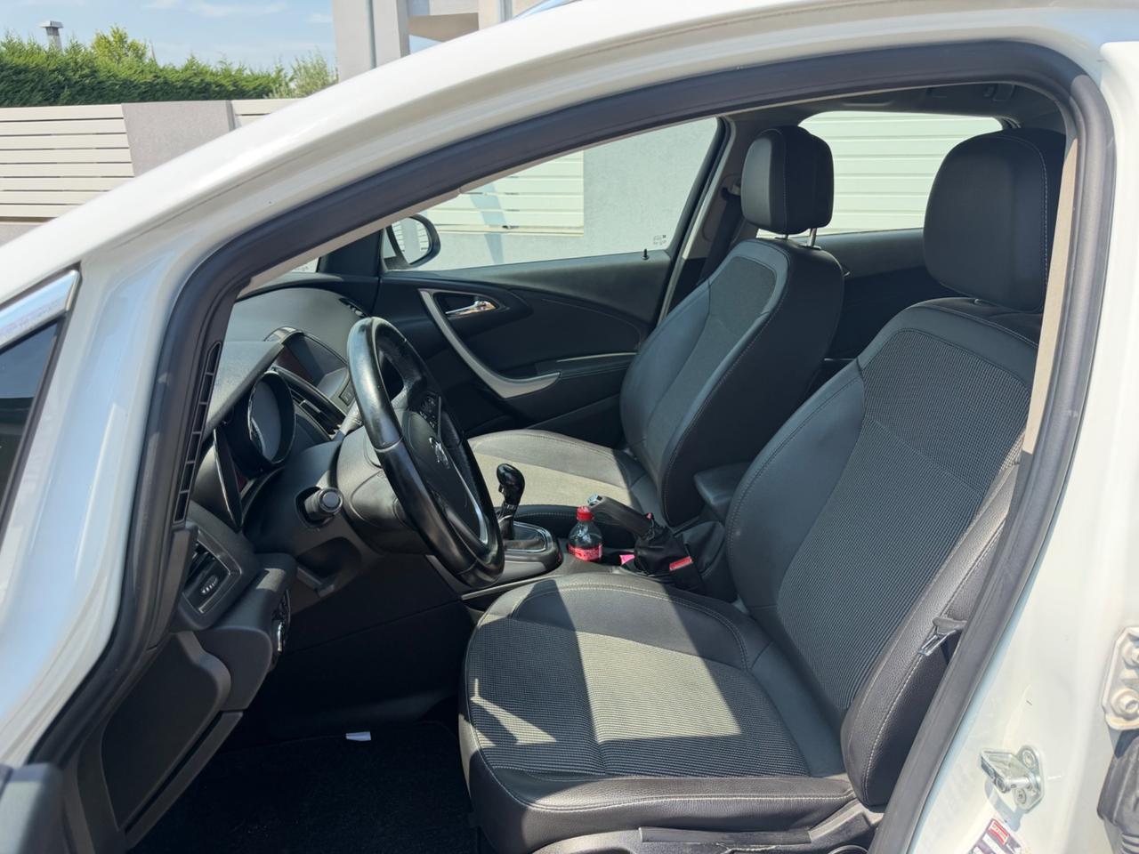 Opel Astra 1.3 CDTI 95CV S&S Sports Tourer Cosmo