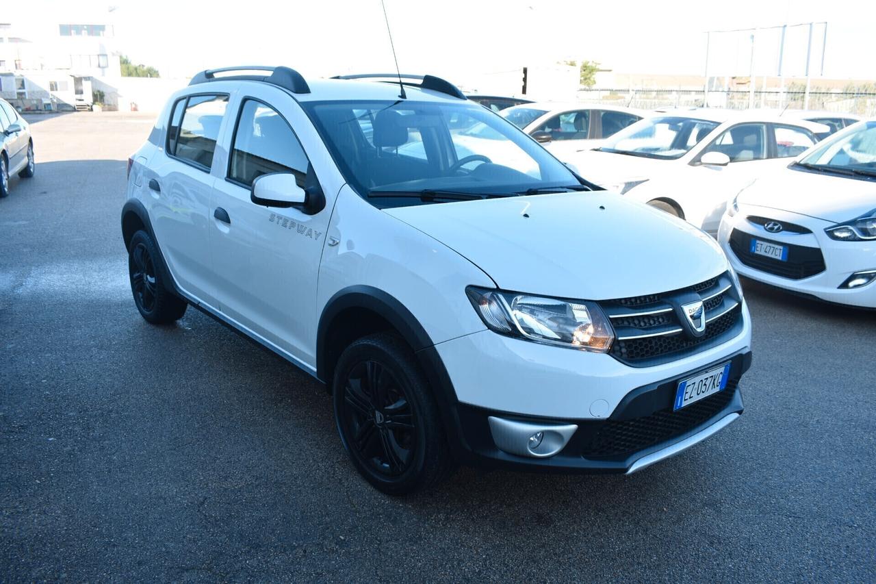 Dacia Stepway 0.9 TCe Laurèate- 2015