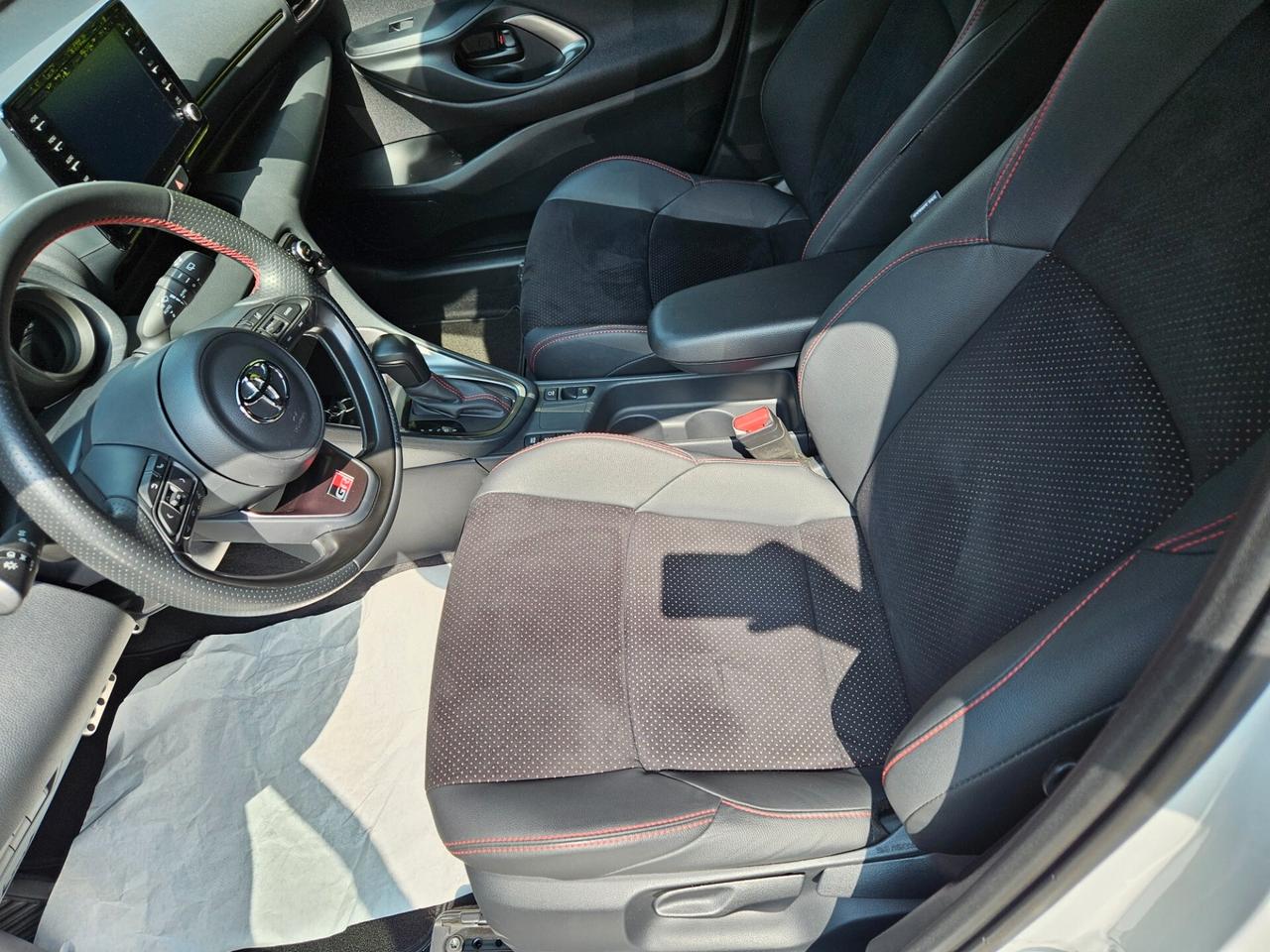 Toyota Yaris 1.5 130 Hybrid 5 porte GR Sport