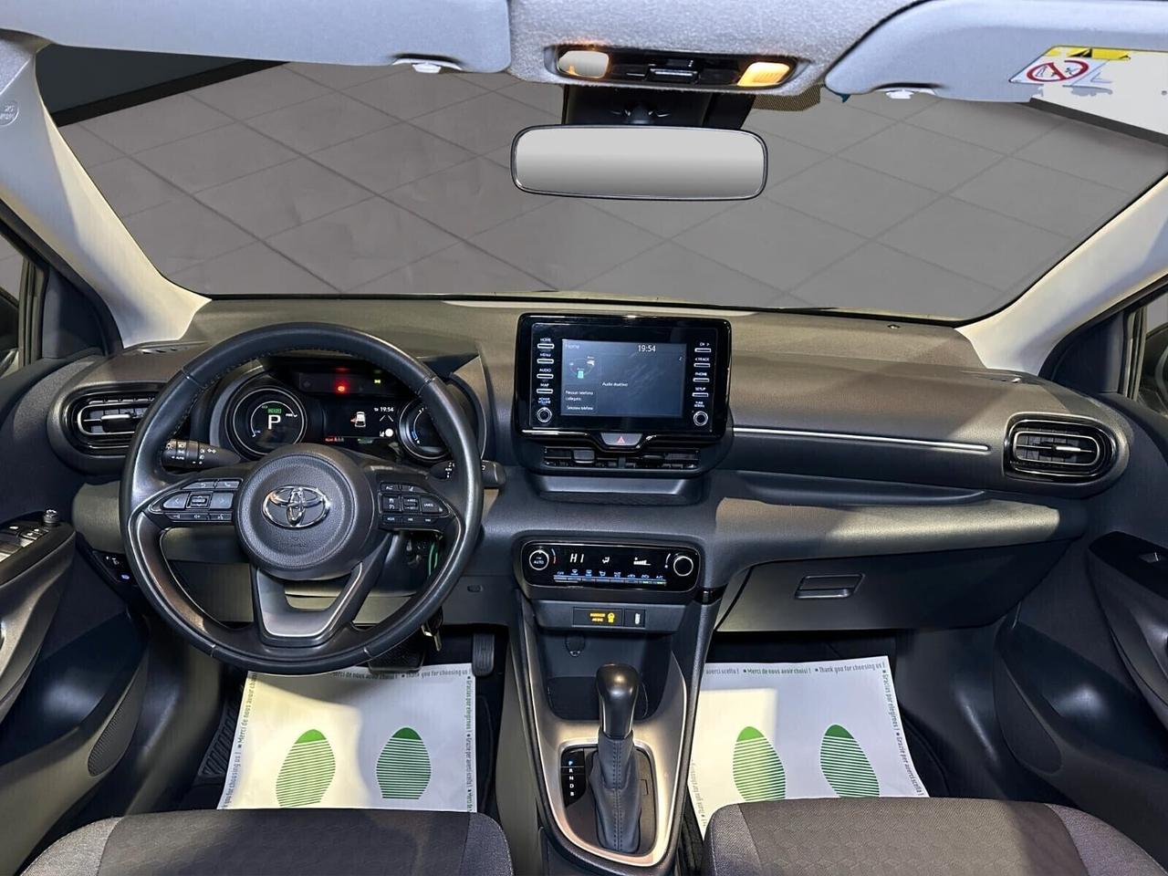 Toyota Yaris 1.5h LOUNGE