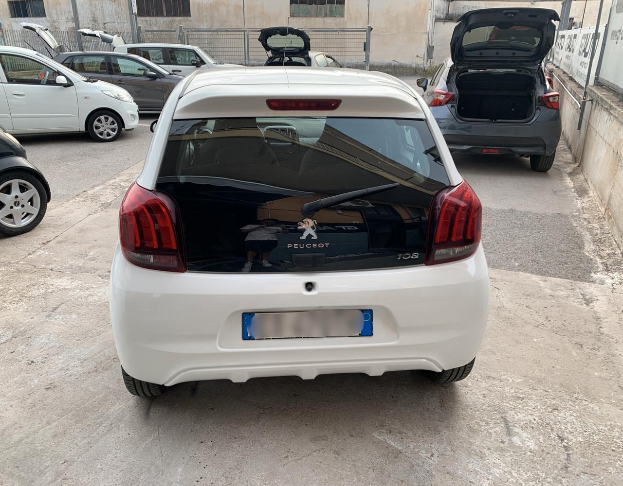 Peugeot 108 VTi 68 5 porte Allure TOP!