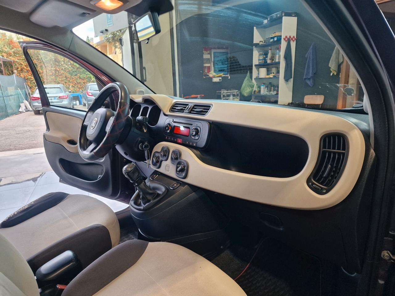 Fiat Panda 0.9 TwinAir Turbo Natural Power Lounge