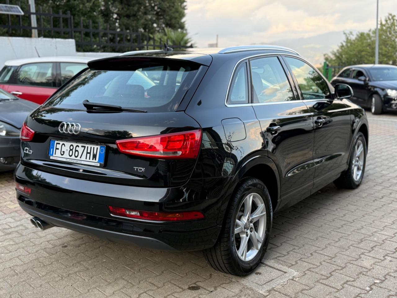Audi Q3 2.0 TDI 150 CV Business
