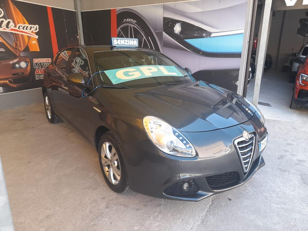 Alfa Romeo Giulietta 1.4cc gpl 12 mesi garanzia-2012