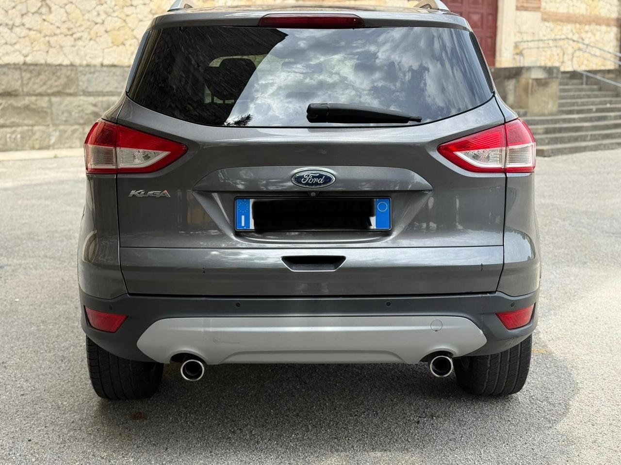 Ford Kuga 2.0 TDCI 140 CV 4WD Titanium