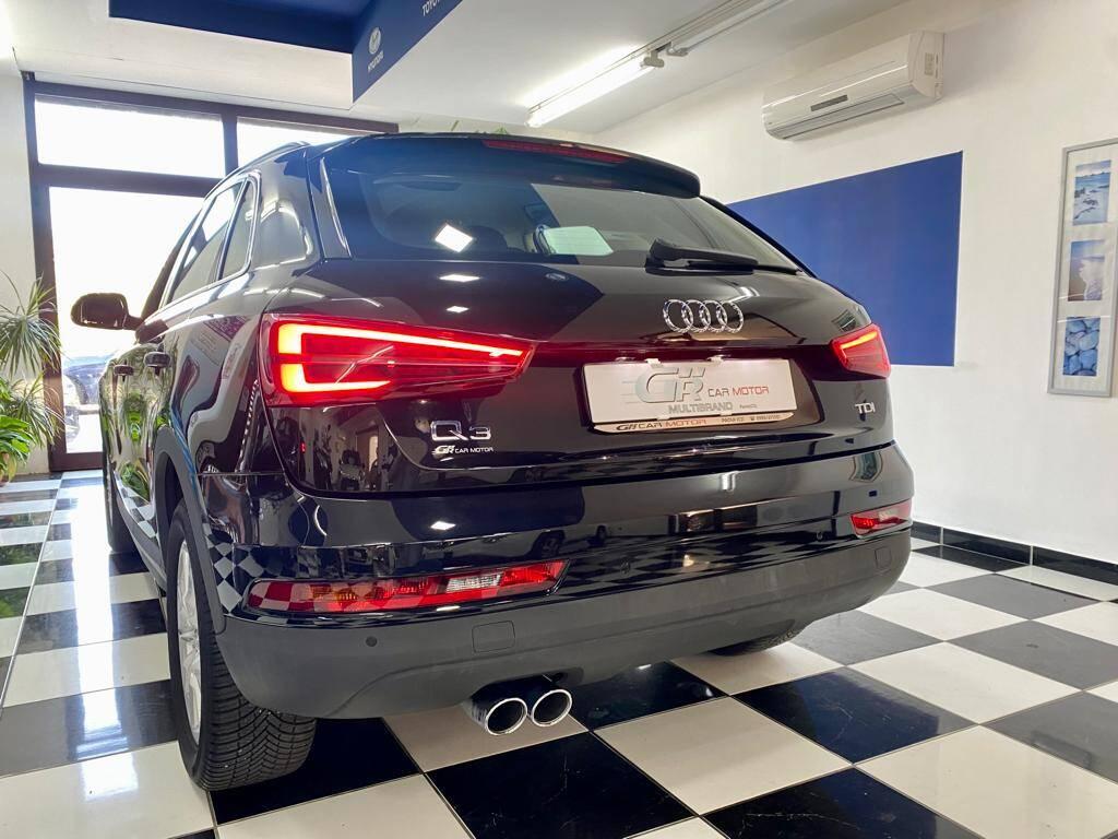 Audi Q3 2.0 tdi Business 150cv s-tronic