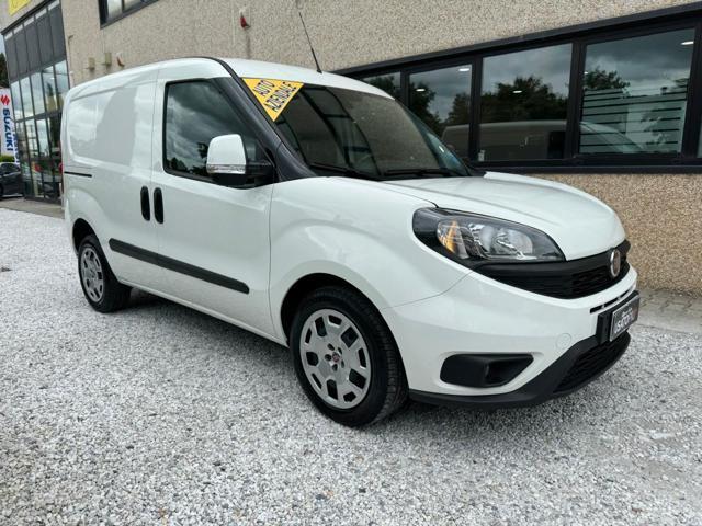 FIAT Doblo Cargo 1.6 Diesel 120cv - 3 posti - Full Optionals