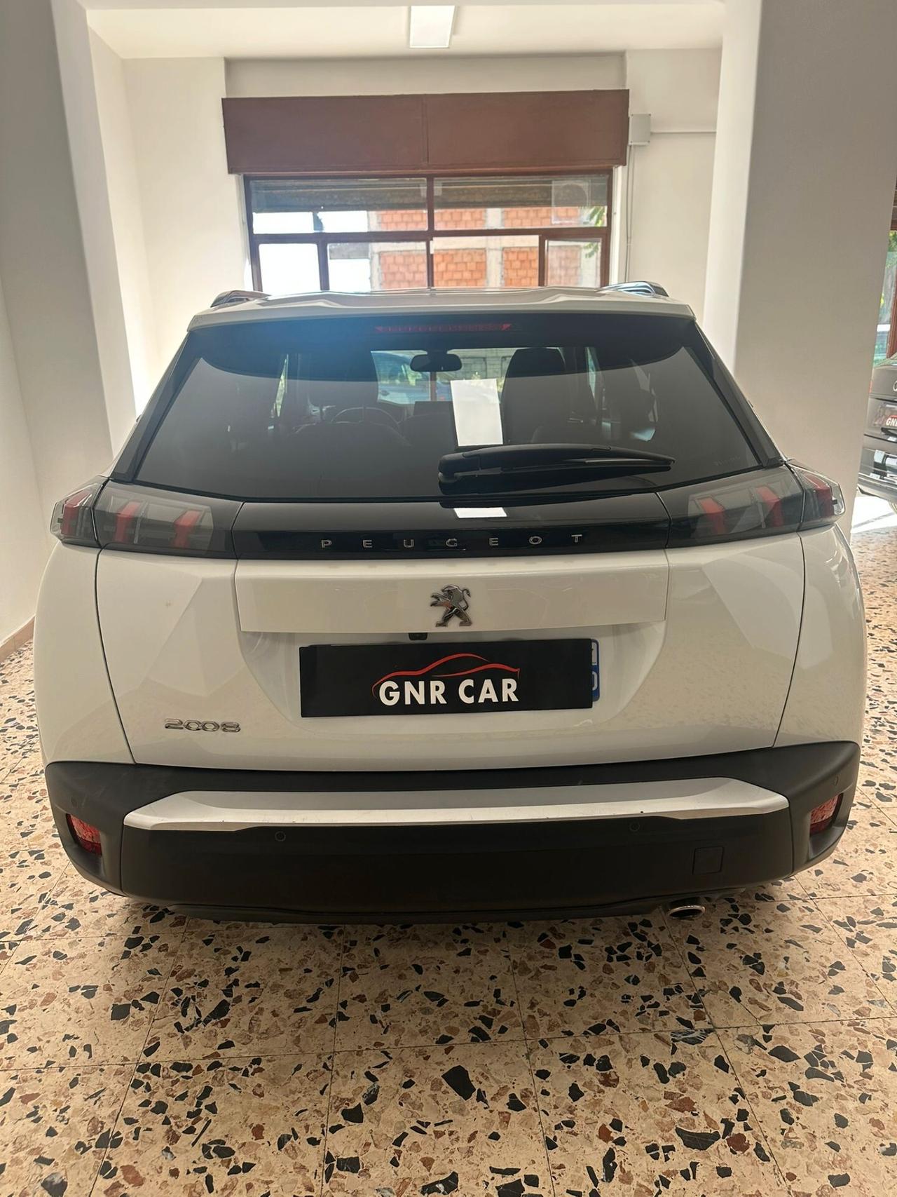 Peugeot 2008 BlueHDi 130 S&S EAT8 Allure