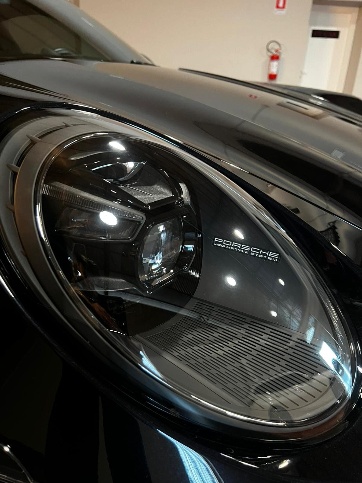 Porsche 911 Turbo S Coupé UNICO IN ITALIA!