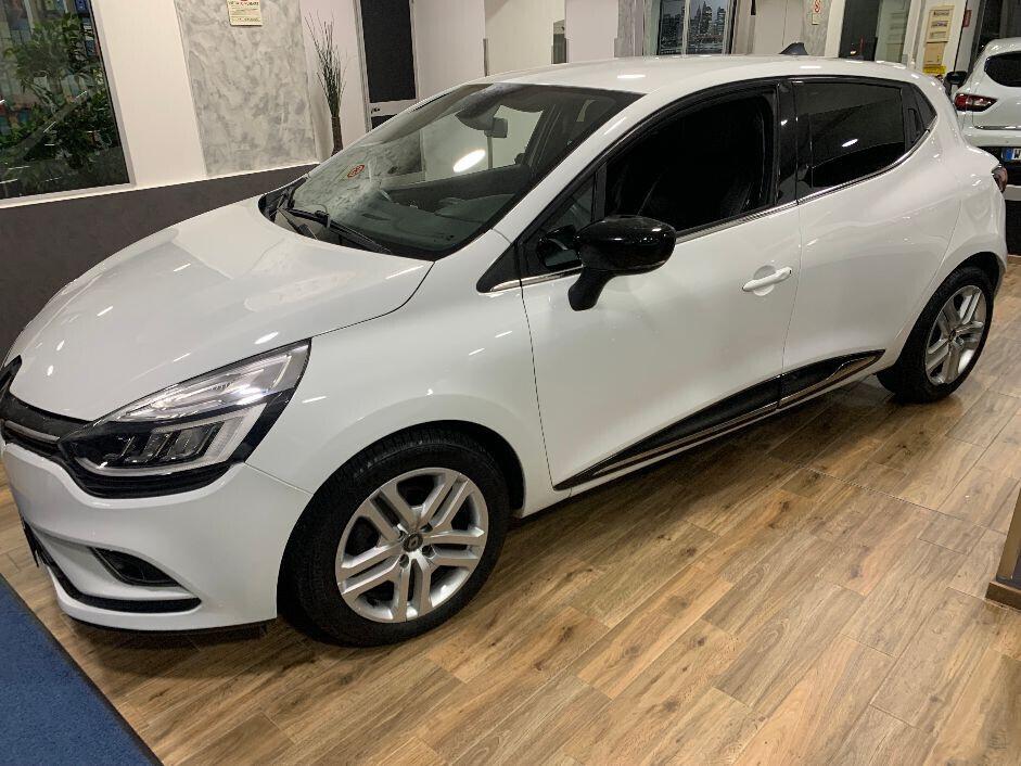 Renault Clio dCi 8V 75 CV 5 porte Duel