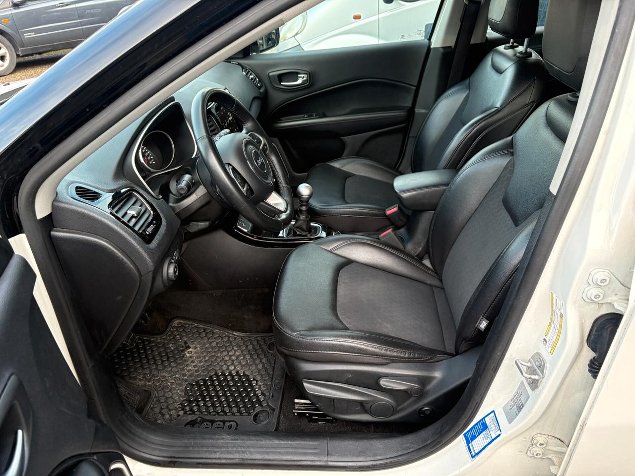 Jeep Compass 1.6 Multijet -Night Eagle