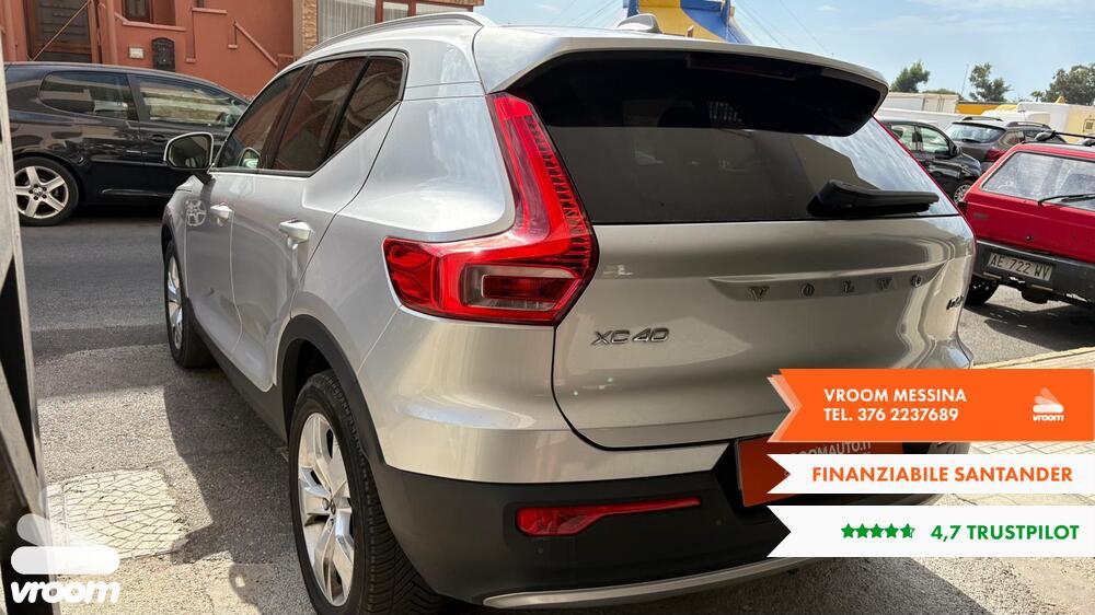 VOLVO XC40 (2017-->) XC40 D4 AWD Geartronic Mom...