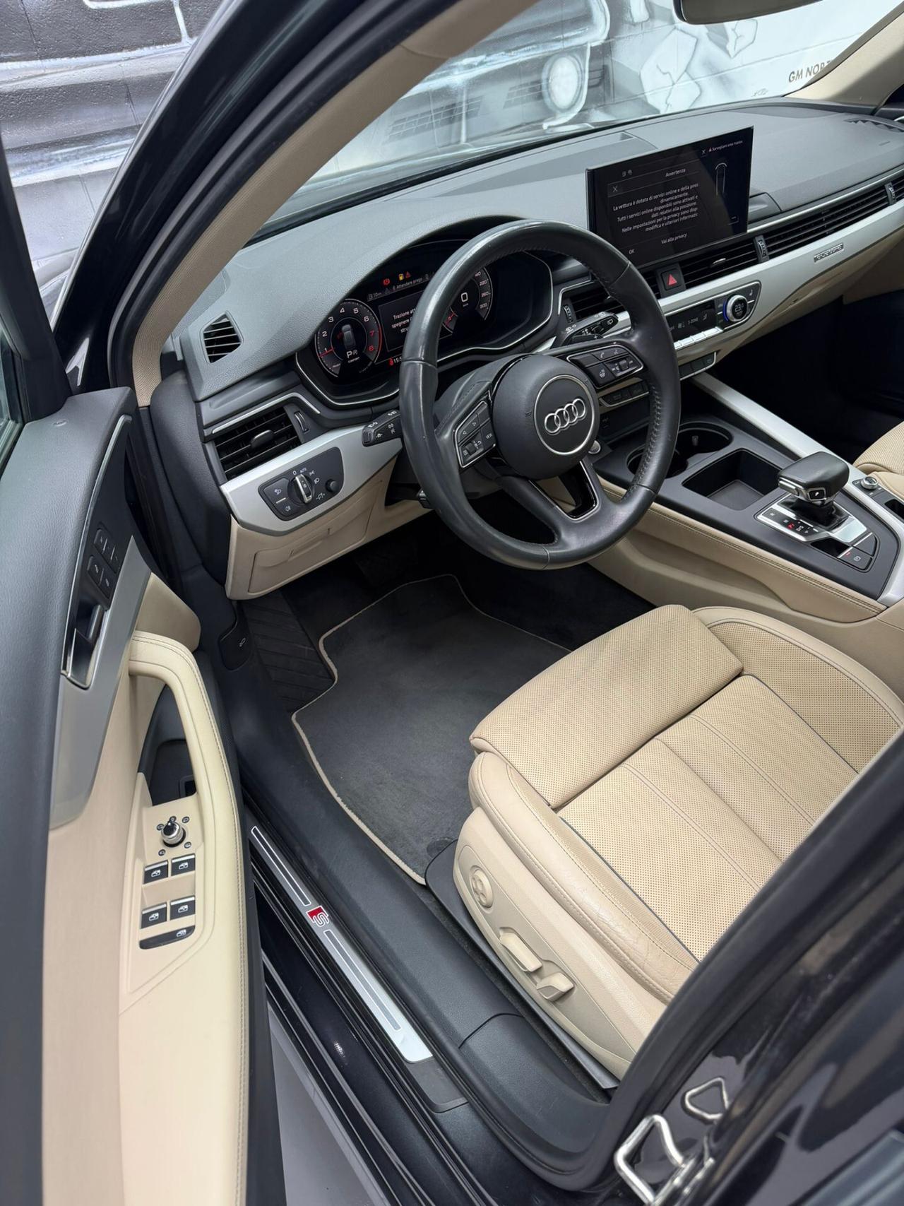 Audi A4 Avant 45 TFSI quattro S tronic line edition